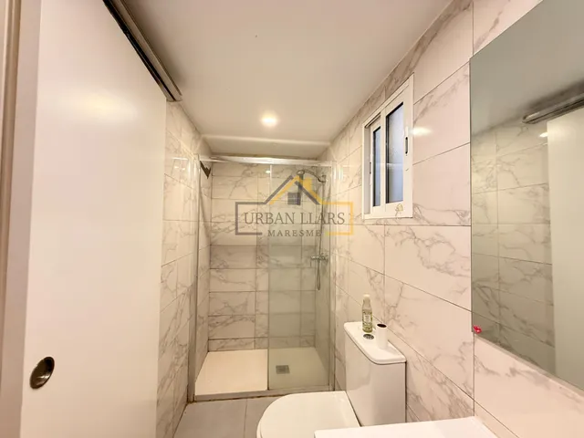 Piso amplio de tres habitaciones para dejar a tu gusto. — 12