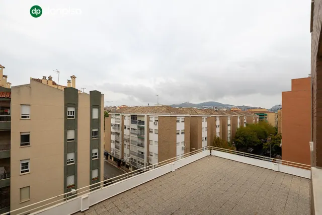 Piso de dos dormitorios en Sanders, en urbanización privada con piscina, pistas de padel, plaza de garaje y trastero — 31