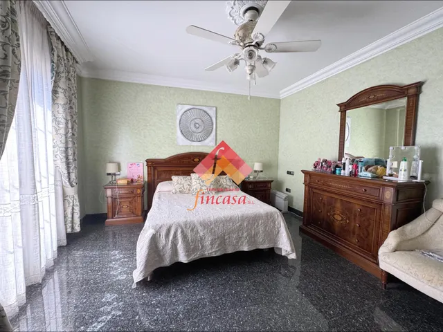 Gran piso en el centro con cochera cerrada — 20