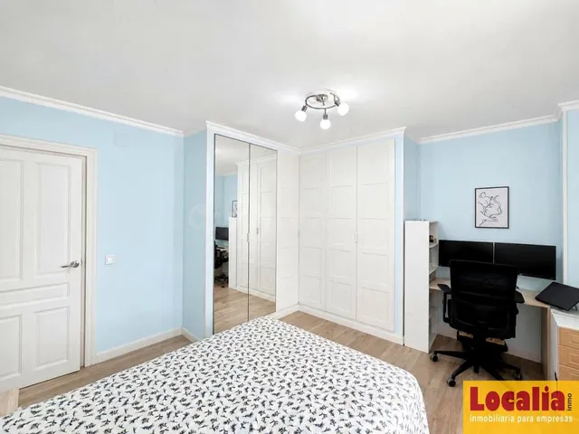 Casa familiar reformada con jardín en Miengo — 47