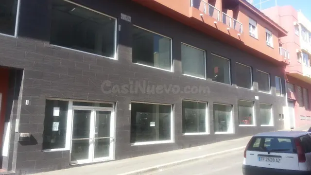 TINERCASA ALQUILA GRAN SUPERFICIE EN PLENO CASCO COMERCIAL D - foto 4