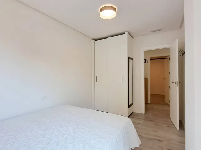 Amplio Apartamento en Esquina en Planta Baja con Terraza Acristalada y Jardín Privado en Green Hills — 18