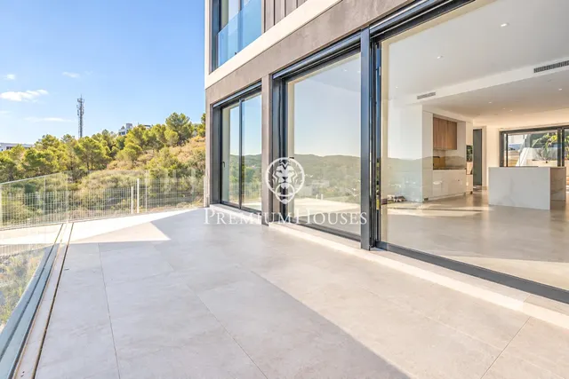 Casa moderna con vistas despejadas en Mas Alba — 11