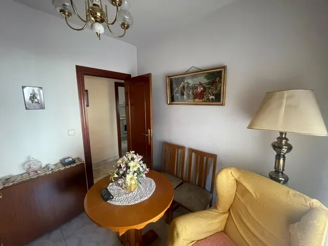 Venta piso en calle escosura — 12