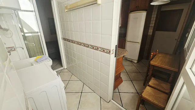 Amplio piso en el centro y a dos minutos de la playa de Guardamar del Segura, Alicante, Costa Blanca — 29