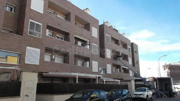 Se vende Piso OKUPADO en Bidasoa 4 Terrassa, (Barcelona).