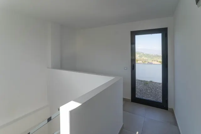 Chalet pareado con garaje, piscina y jardin — 35
