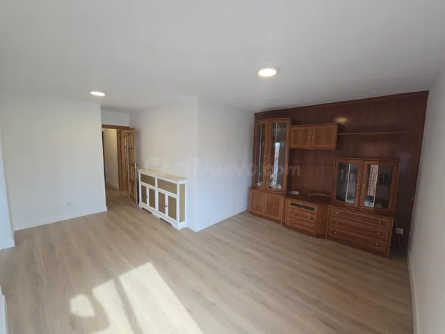 Magnífico piso en alquiler, vistas despejadas luminoso 3 hab 2 baños y garaje — 2