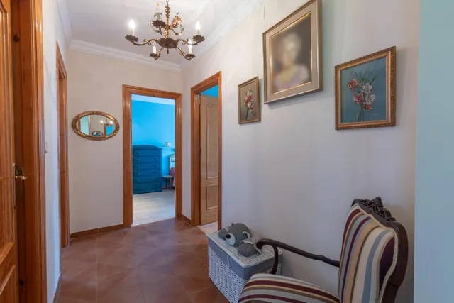 ESPECTACULAR CASA CON PISCINA EN LAS GABIAS — 39