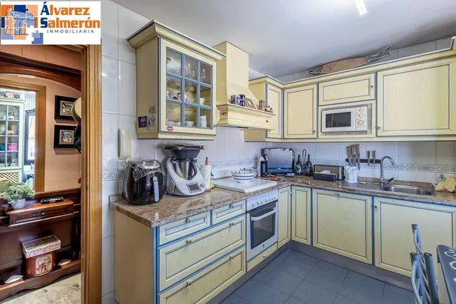 FANTASTICO PISO EN ROTONDA EUROPA — 13