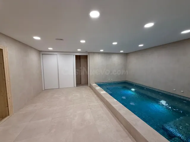 Cuenta con zonas comunes pensadas para el disfrute y la relajación: piscina para adultos, gastrojardín, un gimnasio completo y un spa con sauna. — 4