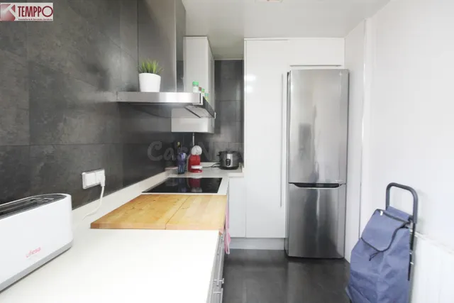 PISO REFORMADO de 3 DORMITORIOS, con VISTAS DESPEJADAS y con - foto 2