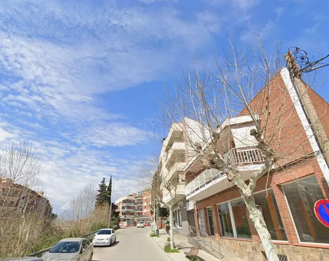 Piso inversión Tordera: Oportunidad con potencial residencia - foto 4