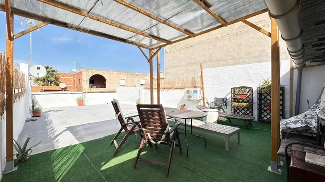 UNA CASA PARA VIVIRLA, DISFRUTARLA Y HACERLA TUYA EN BENIMOD - foto 4