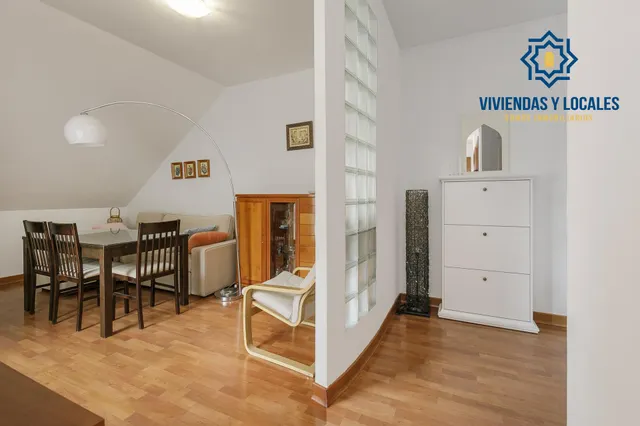Ático en venta en La Zubia — 12