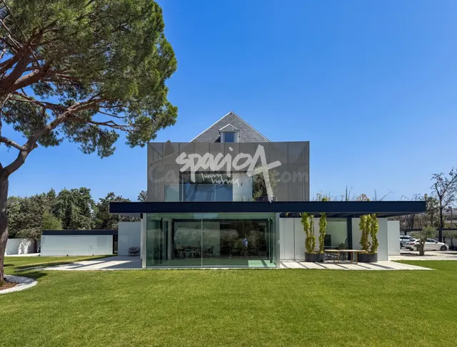 Chalet de lujo en venta en La Finca, Pozuelo de Alarcón - foto 4