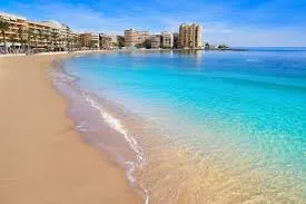 Precioso estudio, zona Acequion- Torrevieja, a tan solo 250 m de la playa