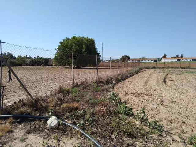 PARCELA INDIVISA DE 3.000M2 EN PAGO DE HUMO