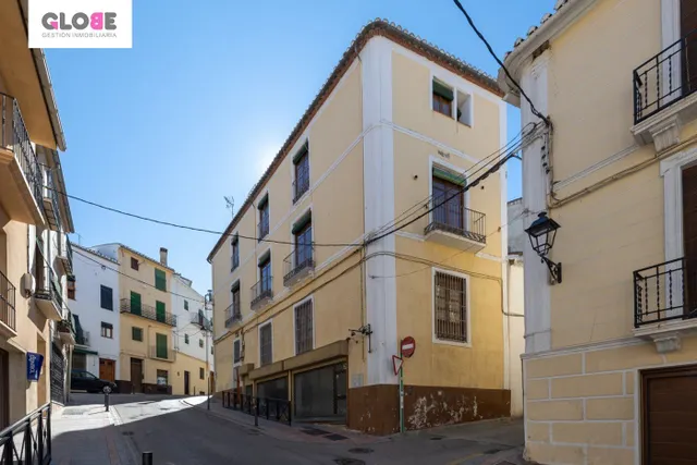 Espectacular edificio a 3 calles con vivienda y locales comerciales en pleno centro de Alhama — 45