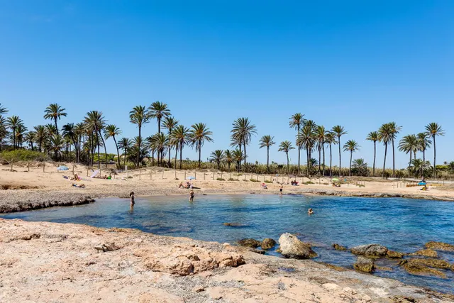Bungalow de 2 dormitorios y piscina comunitaria en Orihuela Costa — 39