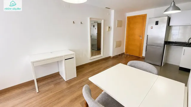 APARTAMENTO CON TERRAZA EN EL CORAZÓN DE EL CAMPELLO, JUNTO AL MAR — 9