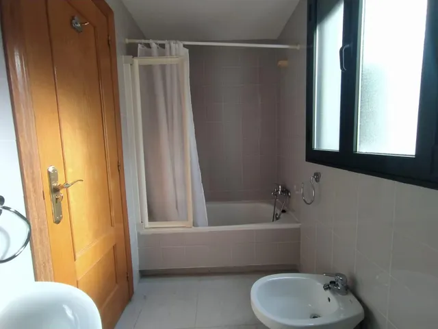 Alquiler apartamento en el casco antiguo de Ponferrada — 12