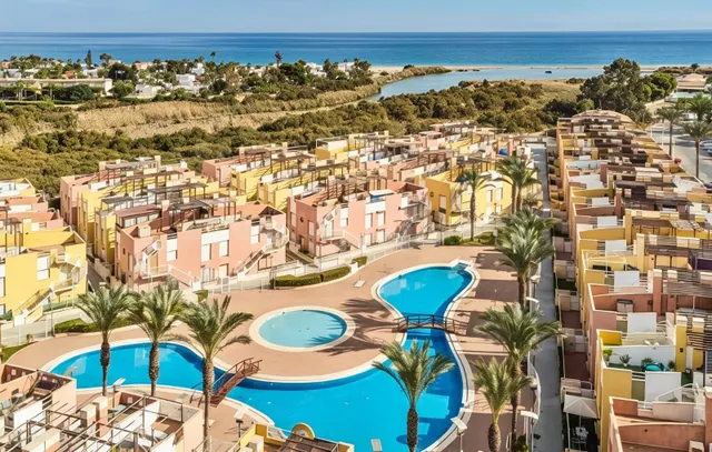 Apartamento reformado con licencia turística en Avenida Juan