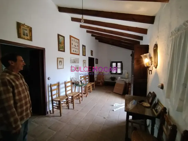 ESTUPENDA CASA CON TERRENO EN CANILLAS DEL ACEITUNO - foto 3