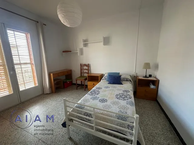 Edificio con local y 2 viviendas en Tordera — 32