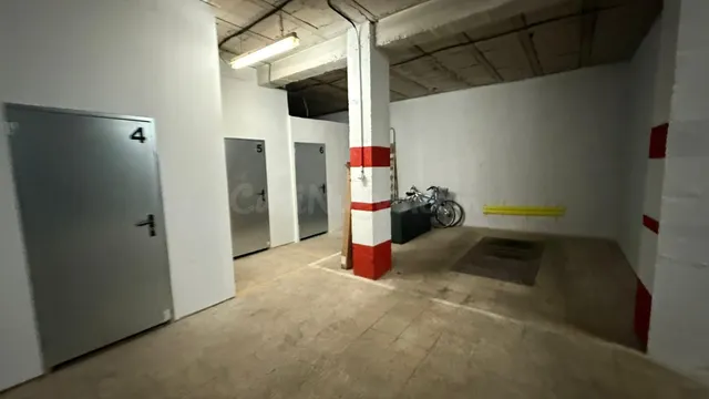 VENTA DE SOTANO CON TRASTEROS - foto 3