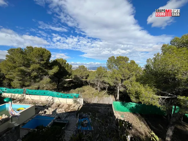 CASA DE CAMPO EN CASTALLA, ALICANTE — 25