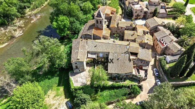 VILEH01- Vilert | Casa de pueblo con piscina y más de 500 m2 - foto 2