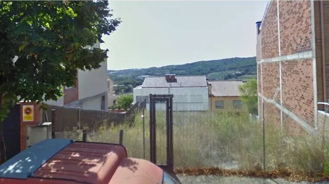 PARCELA URBANA EN LA ZONA DE "EL PADRÑ" — 5