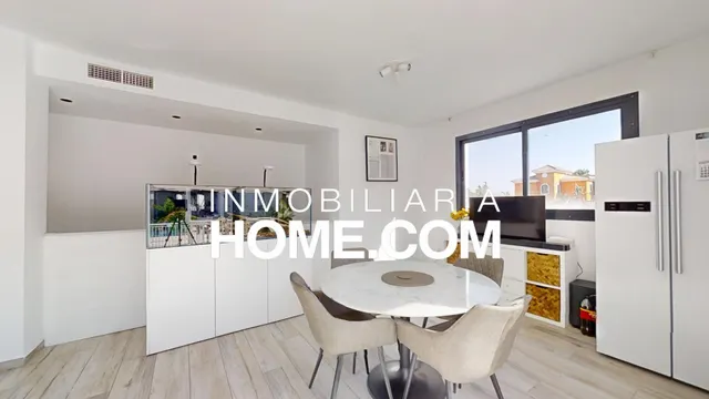 Chalet independiente de diseño moderno con 5 dormitorios, piscina, gran parcela y vistas despejadas en Pinos de Alhaurín — 36