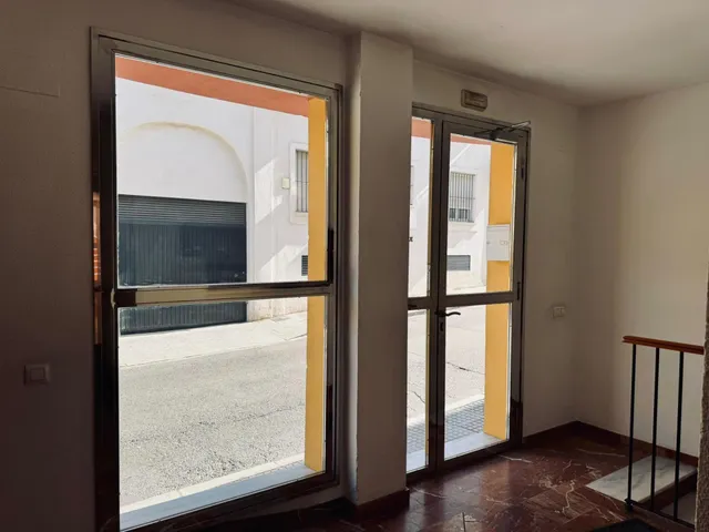 VIVIENDA SITUADA EN CALLE GANADO. — 35