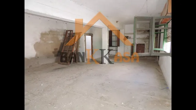 SE VENDE CASA ANTIGUA EN BERJA ZONA MERCADO DE ABASTOS — 39