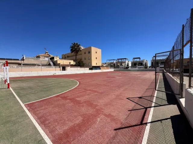 Casa 3 habitaciones 140m² en venta - Lomas de Don Juan — 28