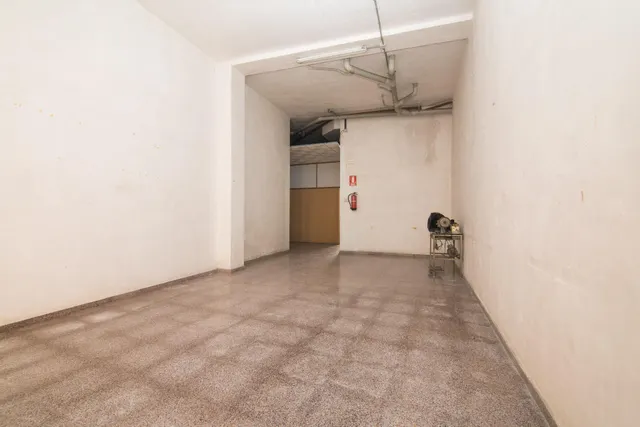 LOCAL EN VENTA EN CALLE FILET DE FORA — 16