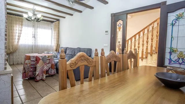 Duplex en venta en Petrer zona  9 octubre. — 2