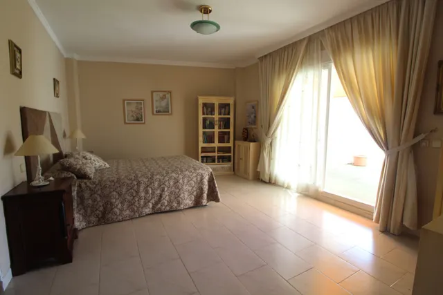 Chalet 4 habitaciones 224m² en venta - Marbella — 17