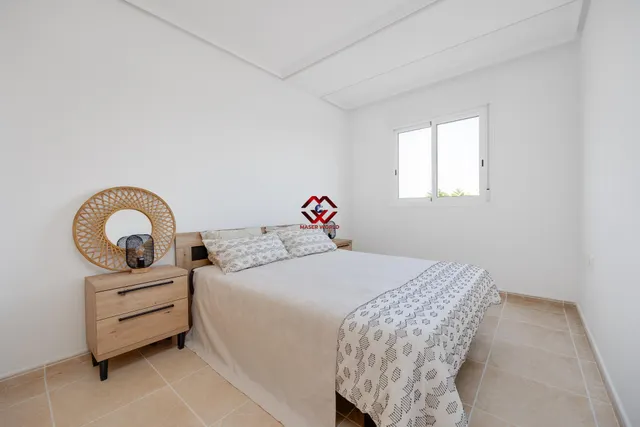 Apartamentos renovados en el centro de San Fulgencio — 19