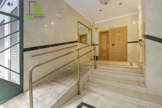Apartamento reformado en ubicación privilegiada — 17
