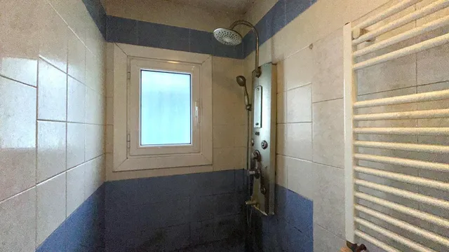 Excelente oportunidad para adquirir una vivienda con gran potencial en Donostia-San Sebastián. — 10
