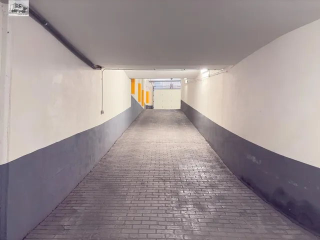 Plaza de moto en L' Eliana — 6