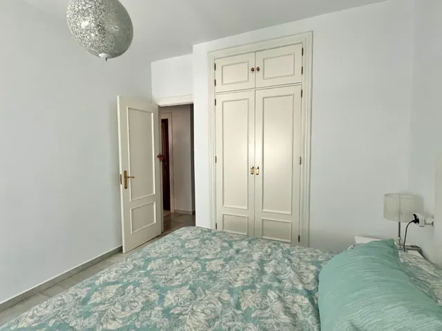 Amplio piso de 3 dormitorios en El Ejido — 10