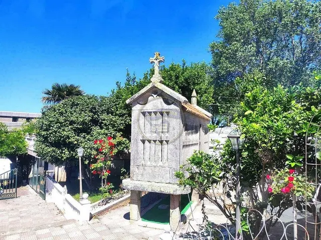 Chalet de piedra con vistas a las Cíes — 2