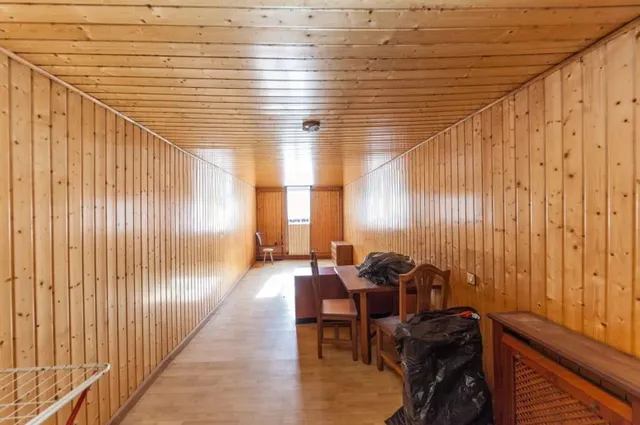 Vivienda con Restaurante listo para continuar la actividad, con cocina totalmente equipada — 21