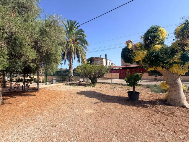 DOS CASAS EN UNA EN MATOLA SOLO EN ALQUILER - foto 3