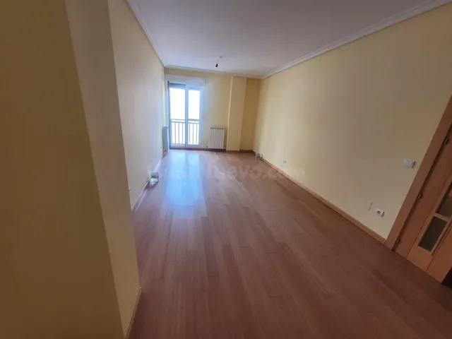 PISO EN VENTA EN CORTINAS DE SAN MIGUEL DE 3 habitaciones - foto 3
