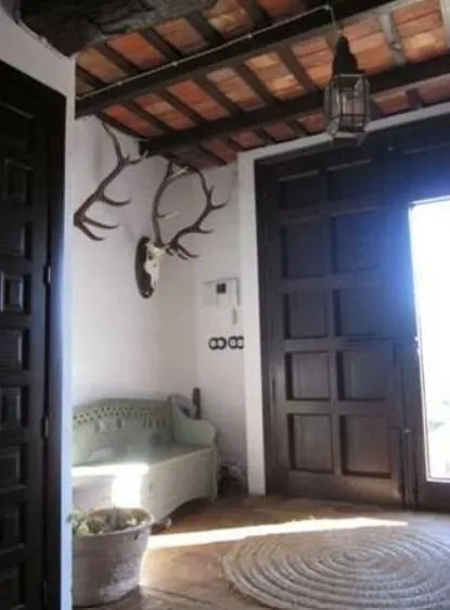 "Finca de Ensueño en Hornachuelos: Caza, Naturaleza y Confort" — 12
